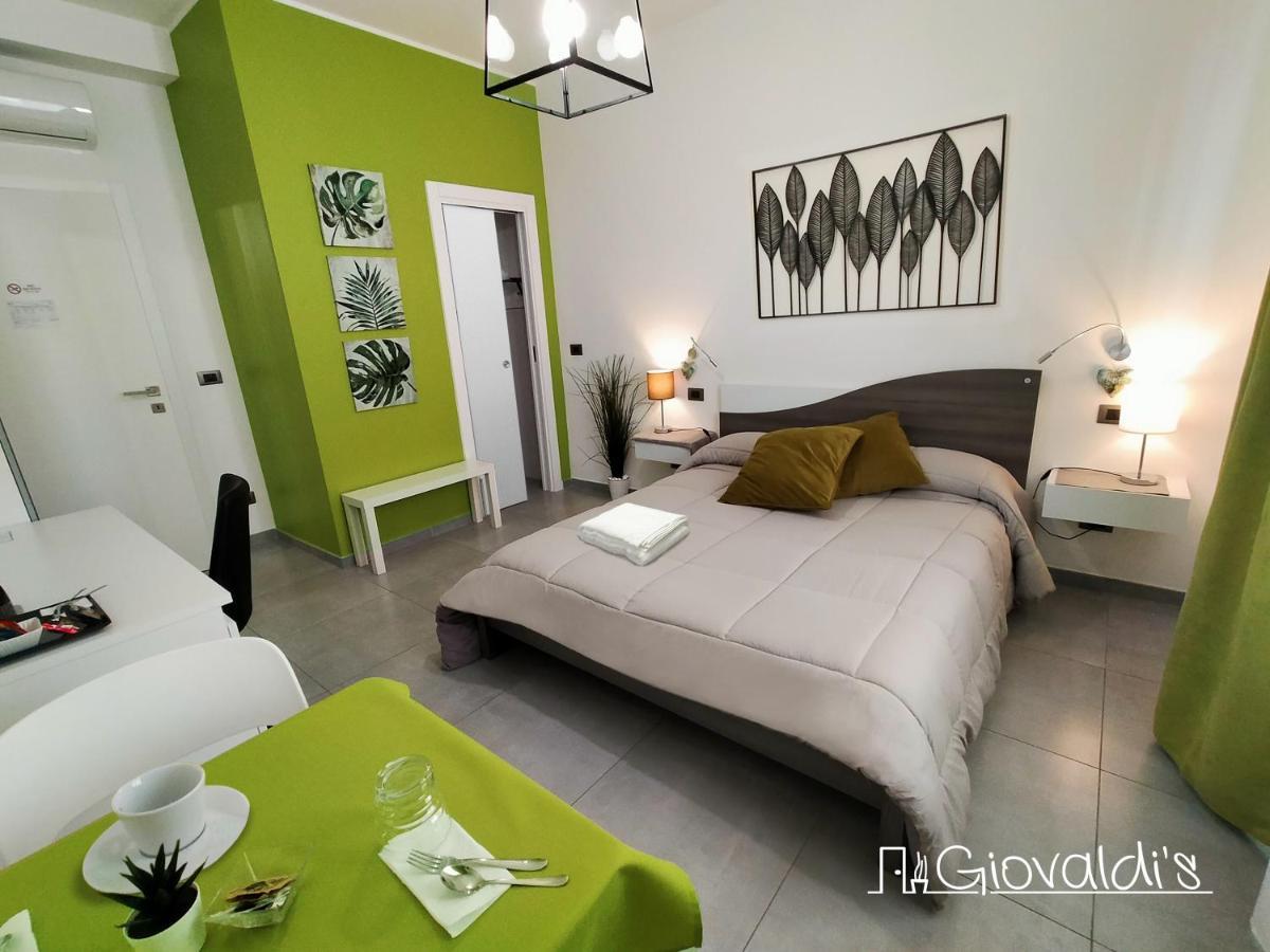 B&B Giovaldi'S Torino ภายนอก รูปภาพ