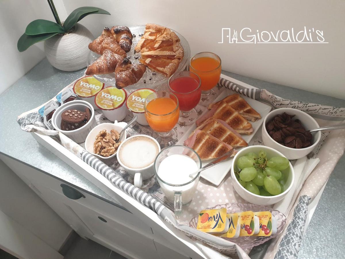 B&B Giovaldi'S Torino ภายนอก รูปภาพ